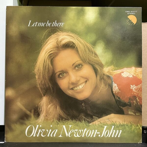 Olivia Newton-John – Let Me Be There 黑膠唱片正面