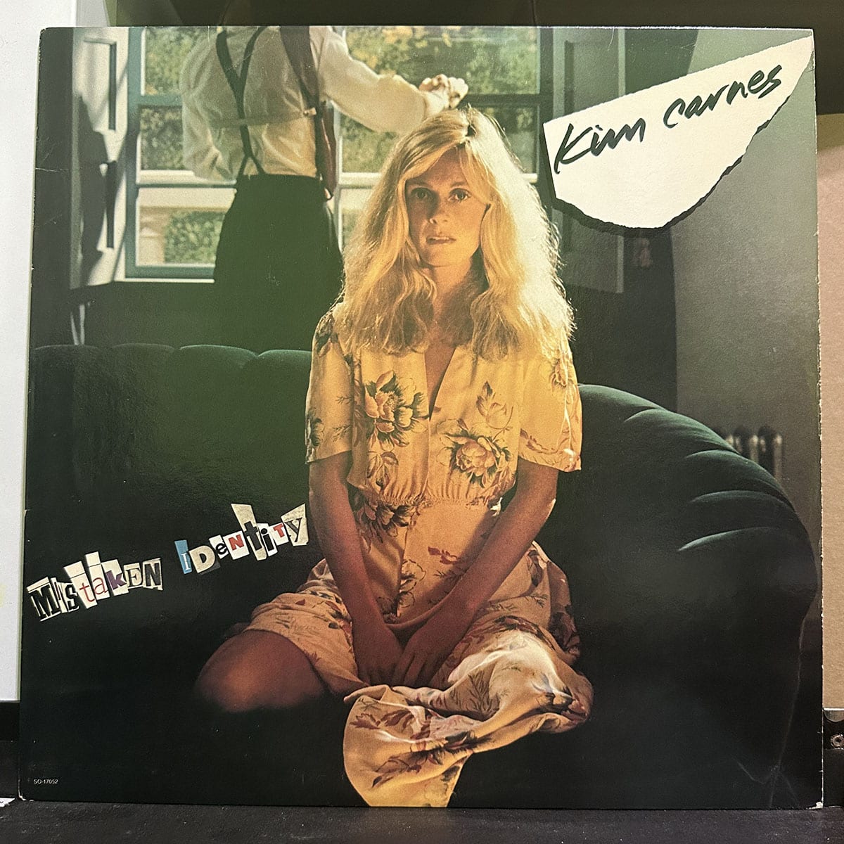 Kim Carnes – Mistaken Identity 黑膠唱片正面